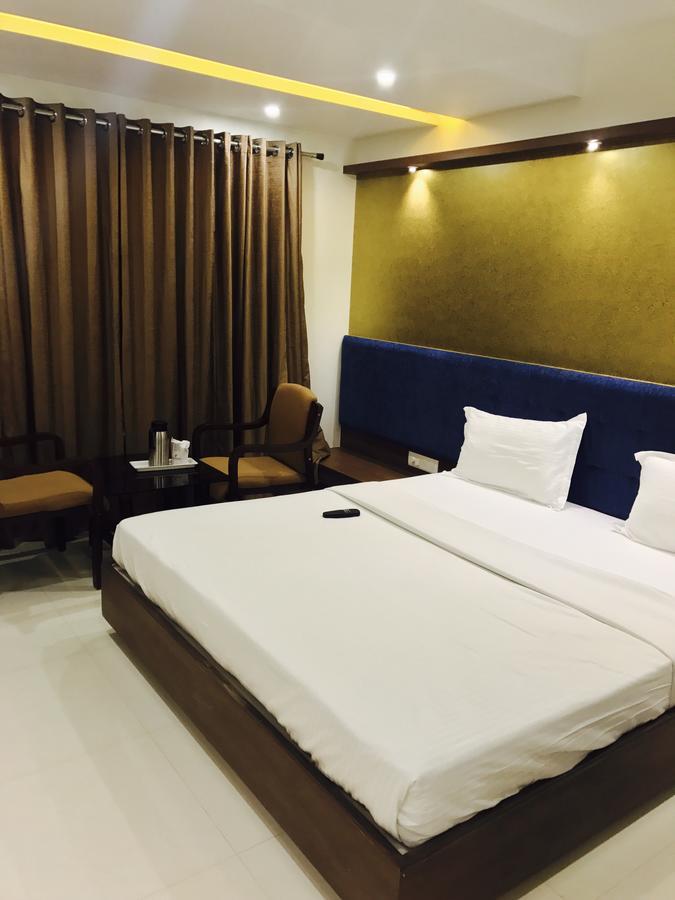 Bharuch Hotel Comfort מראה חיצוני תמונה